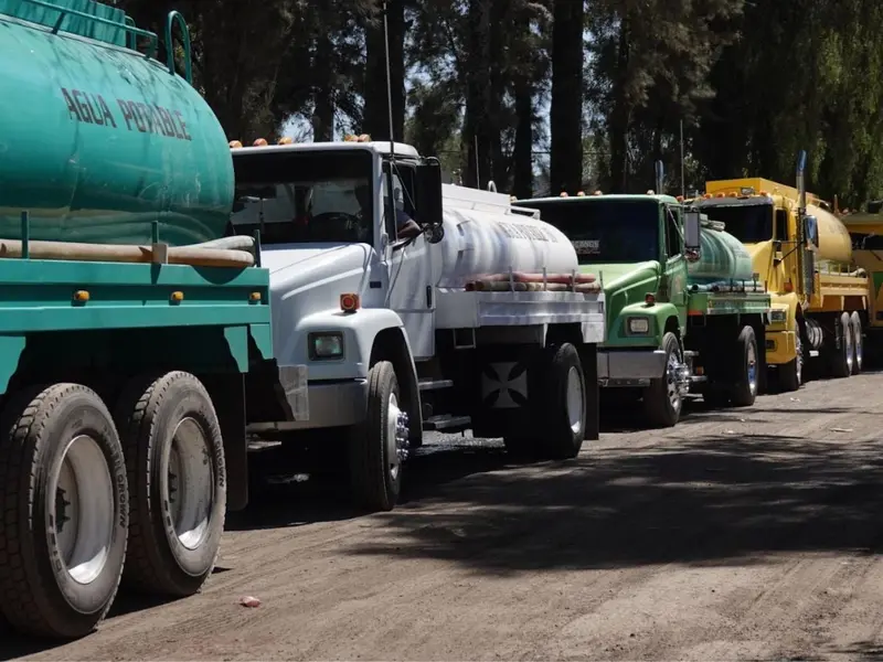 Reducen 50% suministro de agua en zonas del norte capitalino por fuga