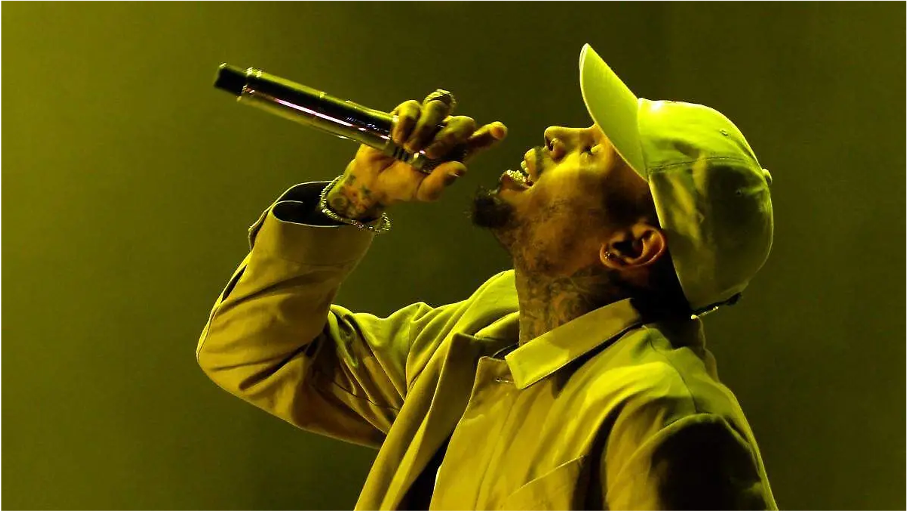 Chris Brown paga millonaria fianza y evita la cárcel antes de su gira mundial