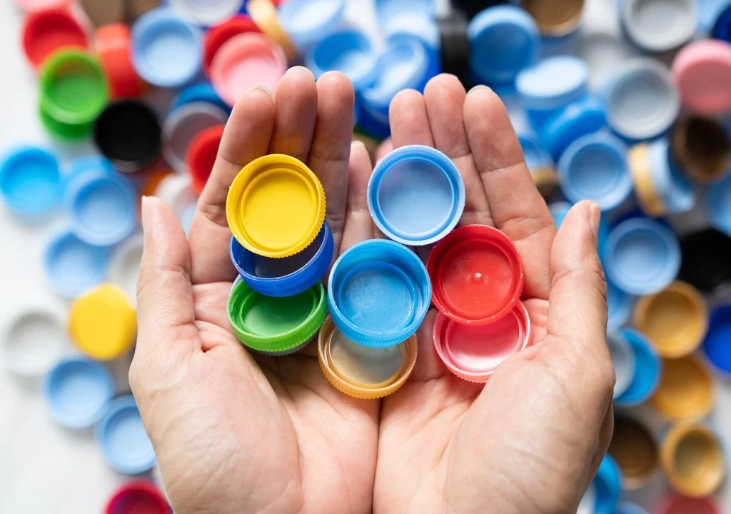 De residuos plásticos a capturadores de CO2: la innovadora solución de la Universidad de Copenhague